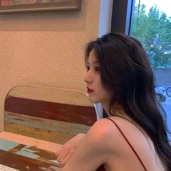 女友直播拔我氧气管